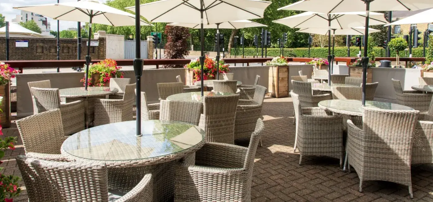 Outdoor area view of Danubius Regents Park Hotel London